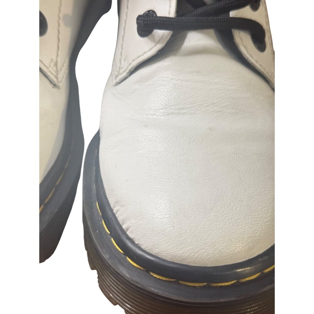 Dr. Martens Luana White Leather Lace-Up Ankle Boots With Black  Size  US 7/UK 5 - Picture 9 of 12